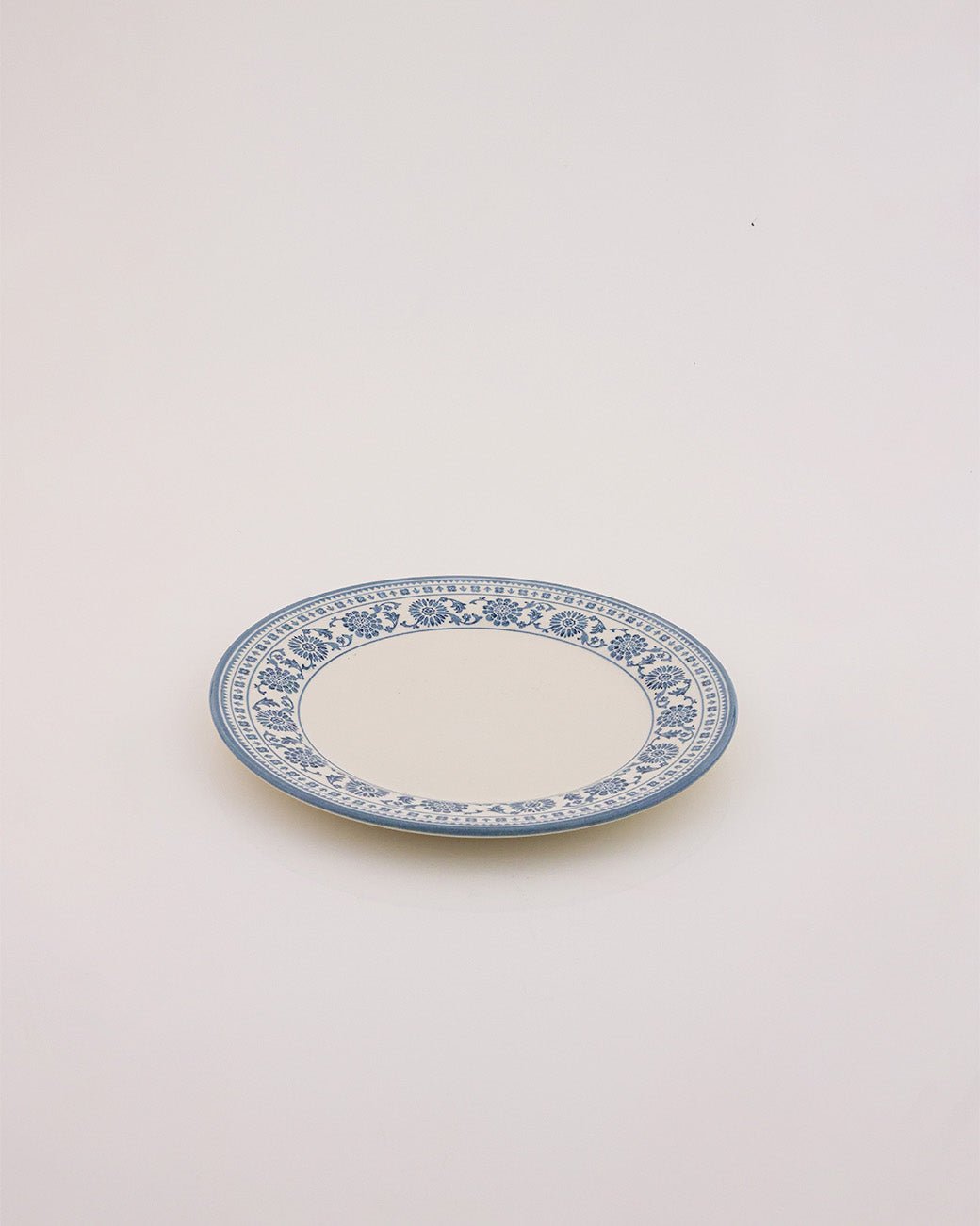 Claytan Dinnerware Collection - Plethora Grey - Baitishk