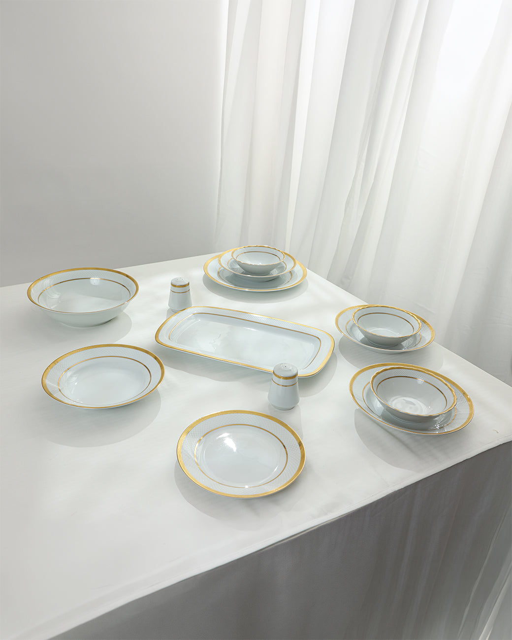 36 Pcs Porcelain Dinner Set, Classic Gold
