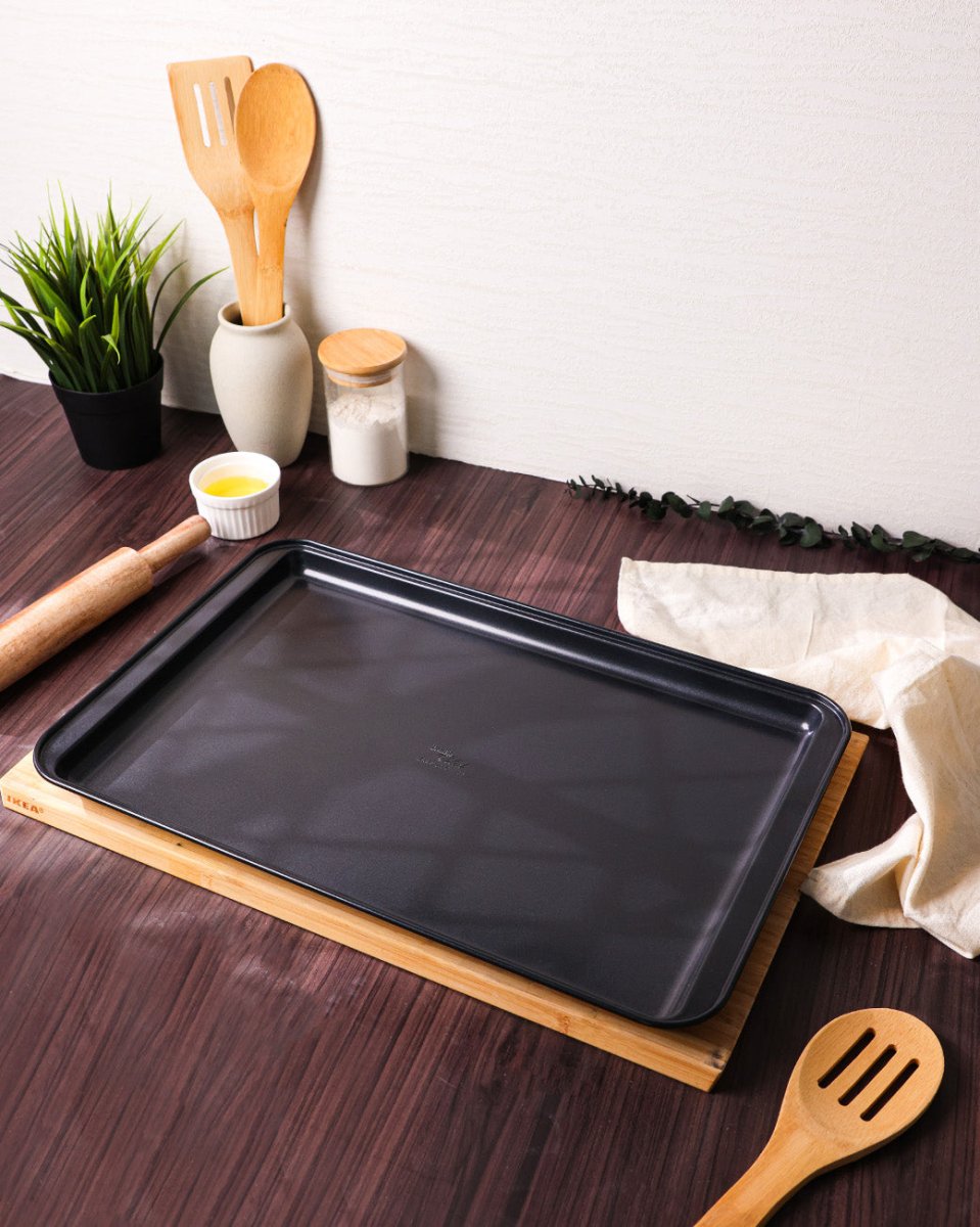 Bakers Select Medium Cookie Sheet - Baitishk