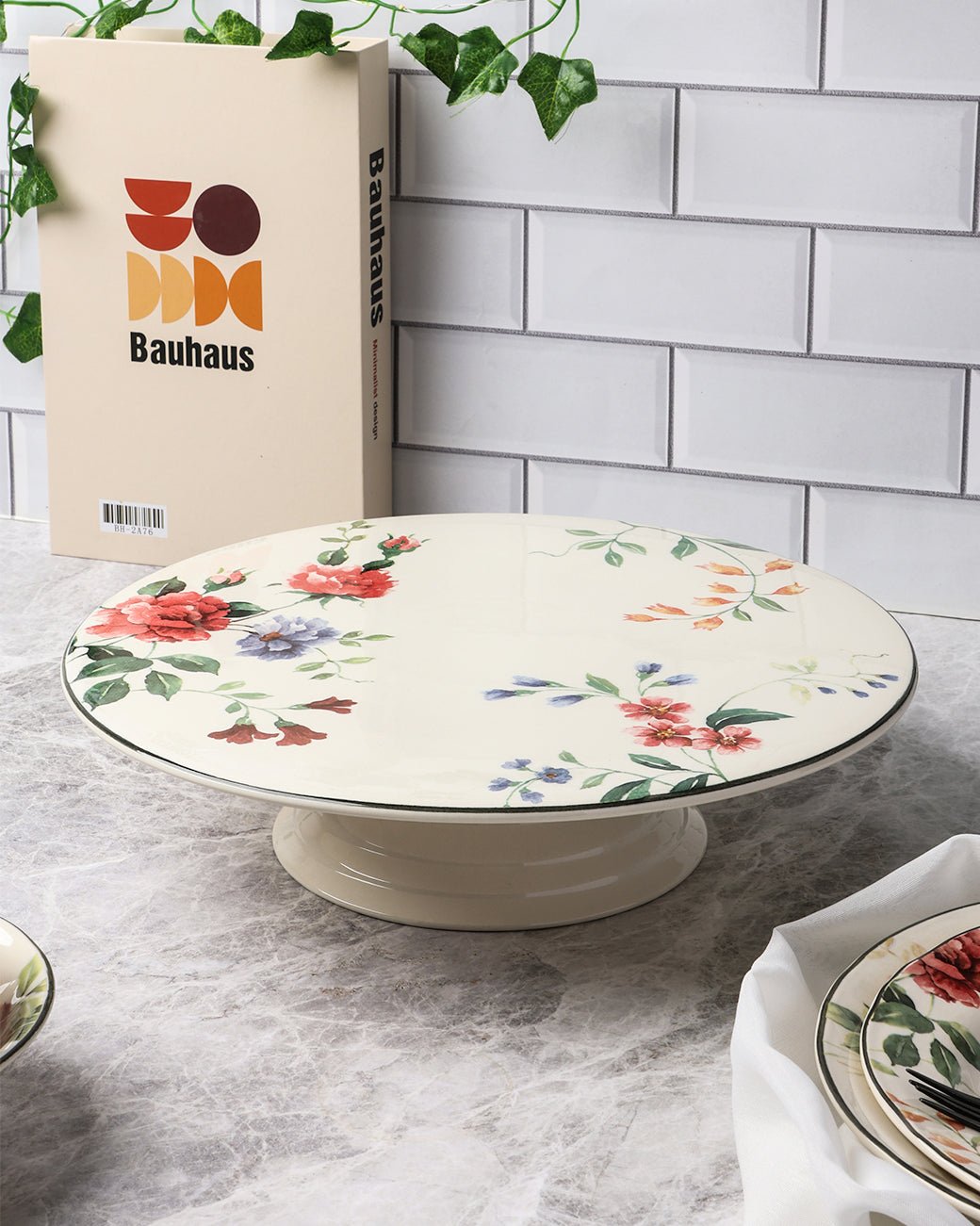Claytan Cake Stand with Foot - Baitishk