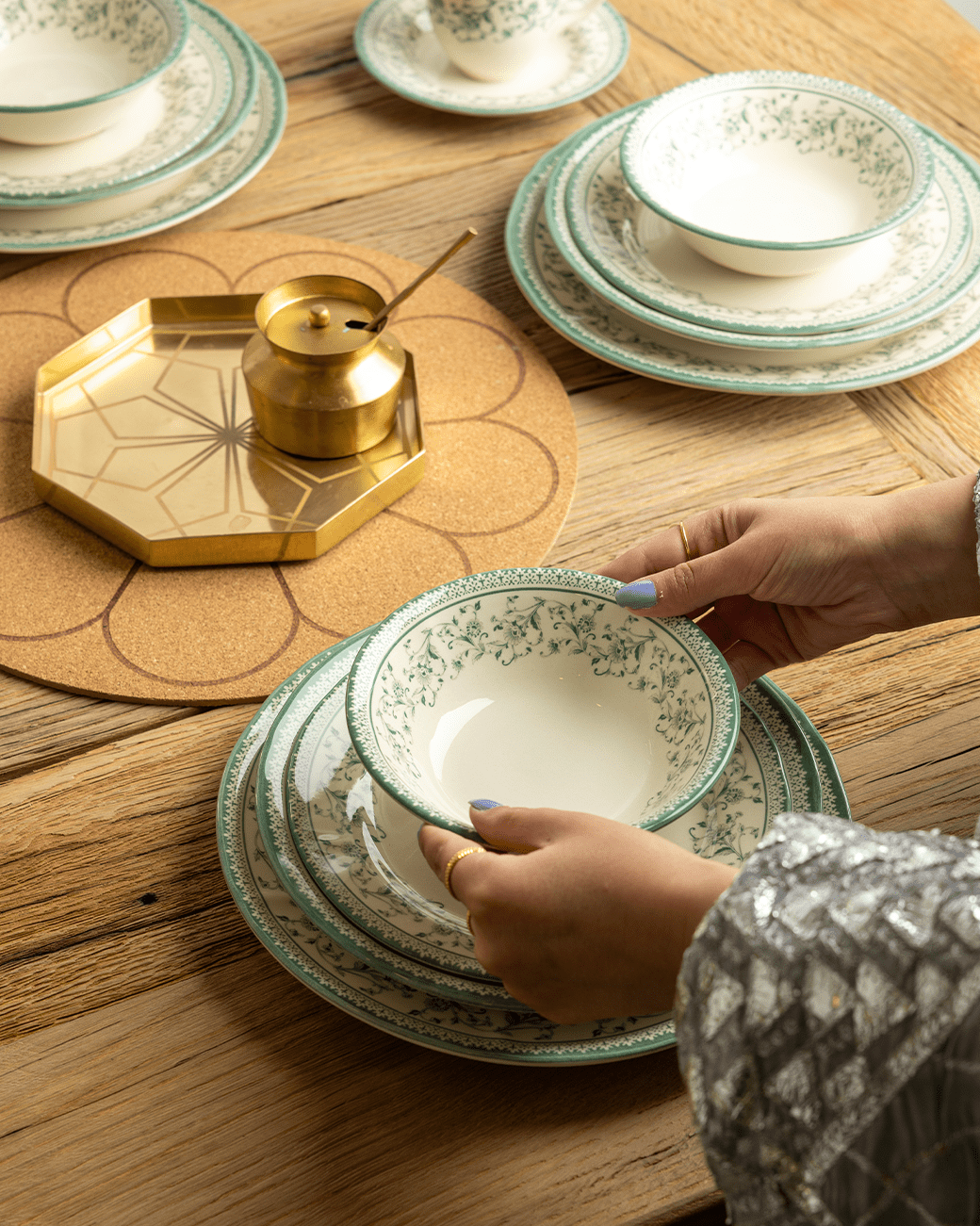 Claytan Dinner Set , Aster Green - Baitishk