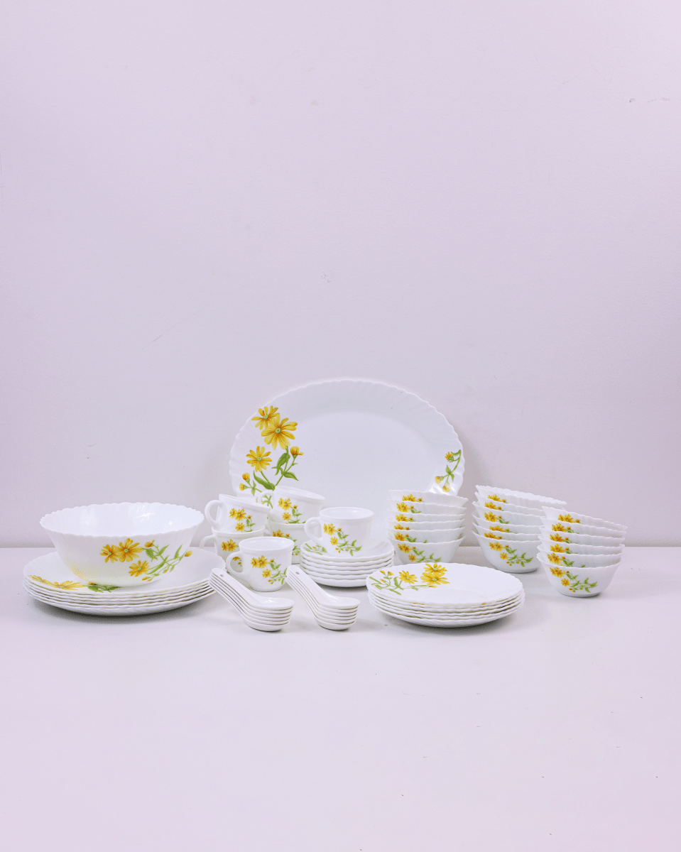 La Opala Classique Dinner Set, Yellow Daisy - Baitishk